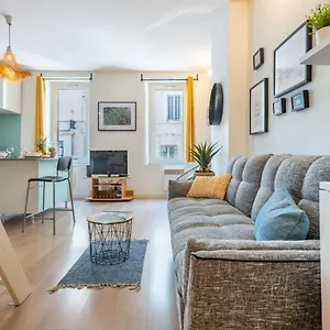 ô Pied De Notre-dame Wifinetflixcentre-ville Appartement