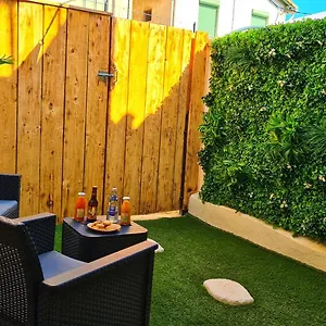 T2 Miroir Jardin Et Parking Prive Appartement